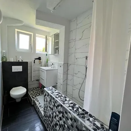 Jennis Bi-bi 2 Bedrooms * ビーティッヒハイム・ビッシンゲン