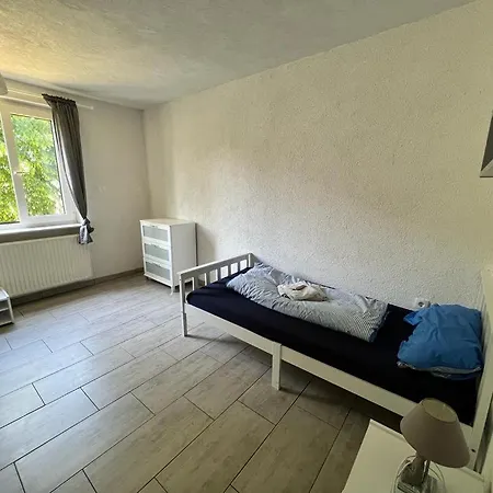 Jennis Bi-bi 2 Bedrooms Apartment *